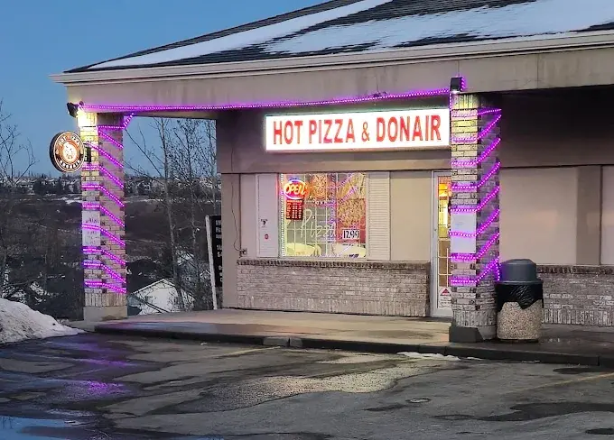 Hot Pizza & Donair Hidden Valley NW — best pizza and donair delivery in NW Calgary near Country Hills Boulevard